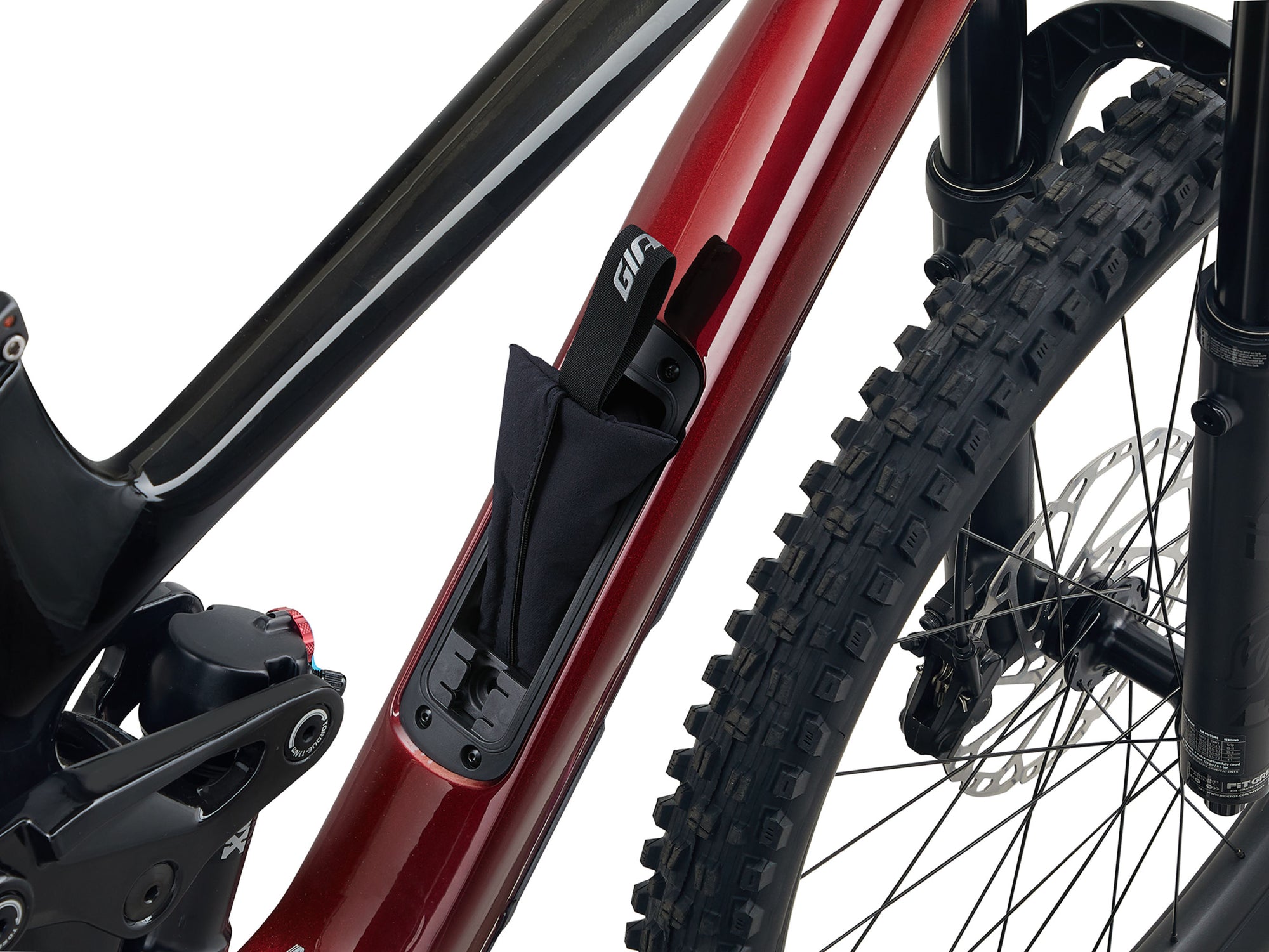 Giant Reign Advanced 2 Sangria/Carbon